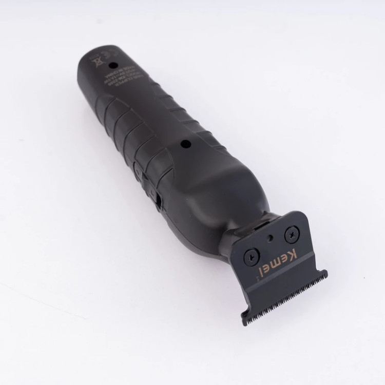 ماشین اصلاح کیمی KM-2299 همراه با سه شانه اصلاح